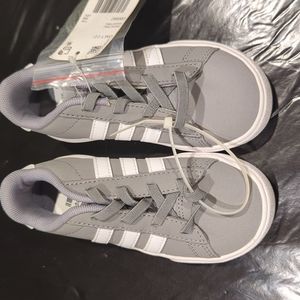 Boy's Adidas Daily 2.01